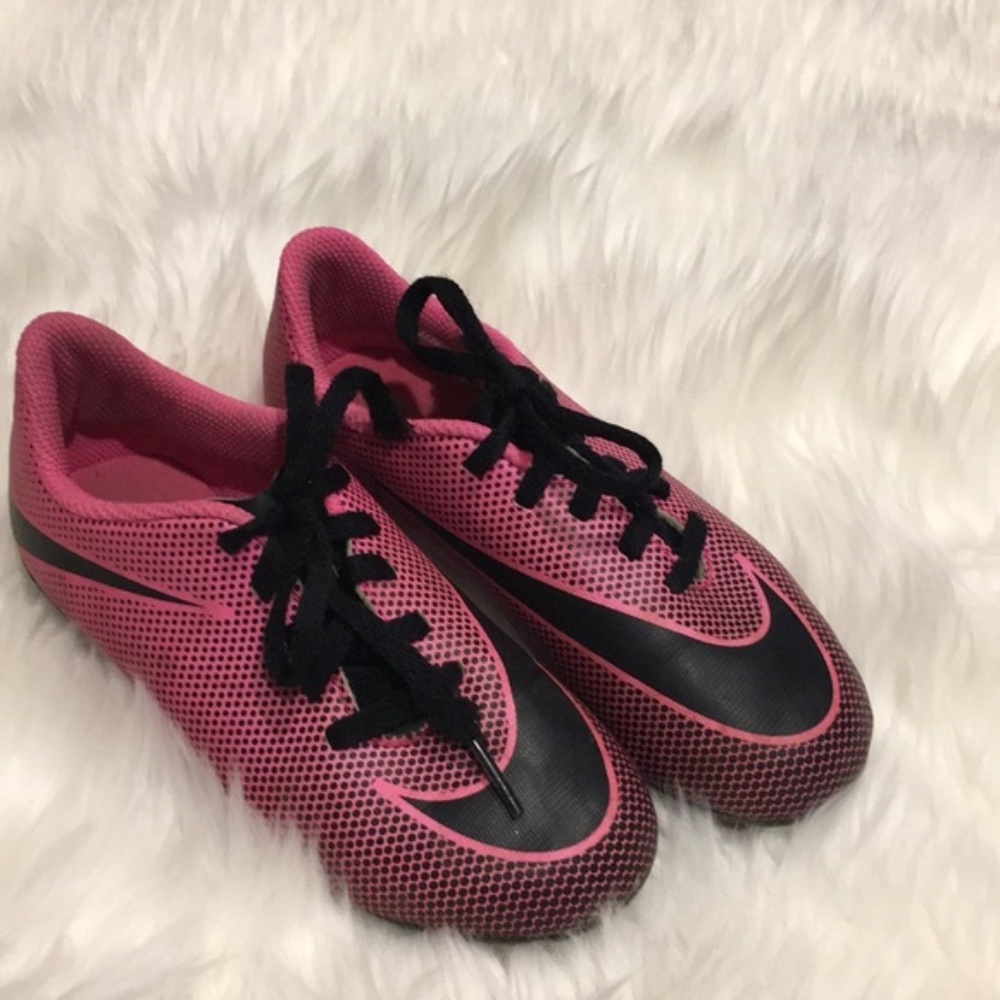 Nike Soccer Cleats Girls Size 12C
